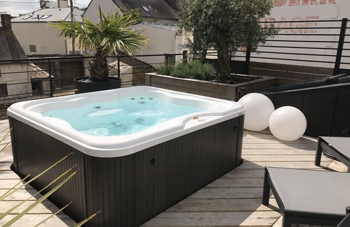 Concarneau Apartamento | Hermoso Apartamento T3 120 m2 + 80m2 terraza Jacuzzi