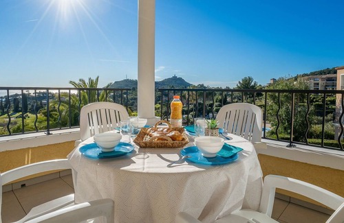 Le Dramont Apartamento | Beautiful apartment for 4 people with WIFI, pool and terrace