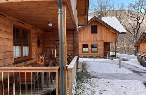 Bodensdorf Casa | Beautiful apartment in villa for 6 people with WIFI, TV, terrace and parking