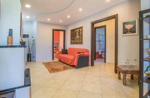 Municipio 1 Apartamento | Beautiful Apartment in Bari With 3 Bedrooms and Wifi