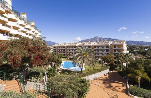 Nueva Andalucia Apartamento | Hermoso apartamento en Señorio de Aloha, Puerto Banus, Marbella (hasta 4 personas)