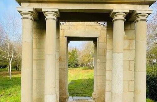 Perigny Apartamento | Beautiful apartment in a large private park