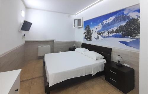 Grottaglie Apartamento | Beautiful Apartment In Grottaglie With Kitchen