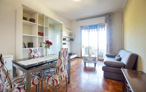 Ex Campo d'Aviazione Apartamento | Beautiful Apartment In Viareggio
