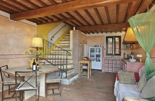 Buti Villa | Acogedor apartamento en villa con piscina, WIFI, TV, patio, mascotas permitida y aparcamiento