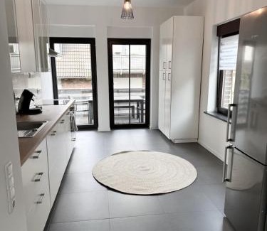 Rhein-Erft-Kreis District Apartamento | Beautiful Apartment Köln 15 Min to Phantasialand