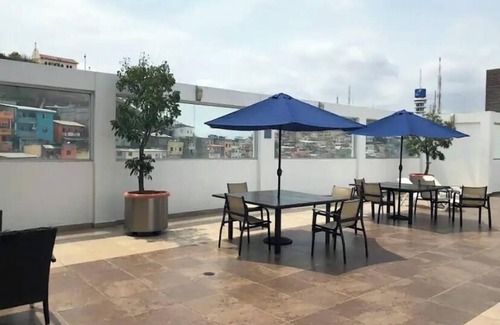 Las Peñas Apartamento | Hospedaje Nueva Peñas, hermosa suite en edificio Riverfront 2
