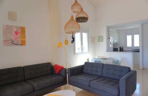 Vergel Apartamento | Precioso apartamento cerca de la playa con vistas a la piscina y a la montaña 'Segaria'
