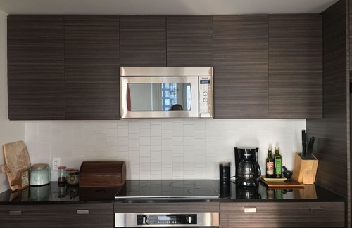 Connaught Apartamento | Beautiful Apartment near 17th Avenue