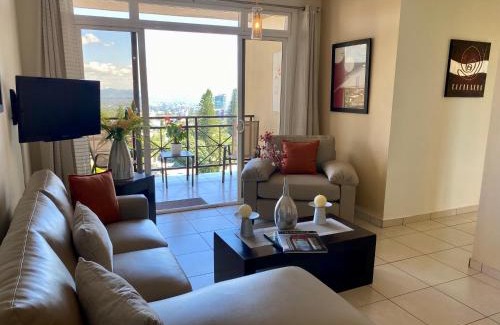 San Salvador Apartamento | Beautiful apartment, Terrace with incredible view, 3 bdr, Escalon, Exclusive, Secure