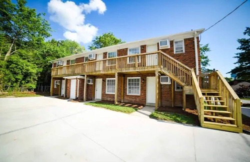 Greensboro Apartamento | Beautiful Apartment in Historic Downtown Location