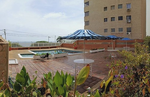 Catia La Mar Apartamento | Beautiful apartment with swimming pool and ocean view. from Maiquetia airport
