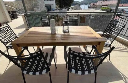 Stikovica Apartamento | Beautiful Apartment With Huge Terrace and Sea View