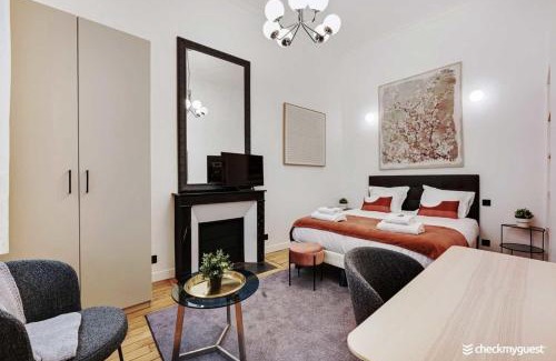 Quartier de l'Ecole-Militaire Apartamento | Beautiful Apt -1BR-4P- Tour Eiffel - Invalides