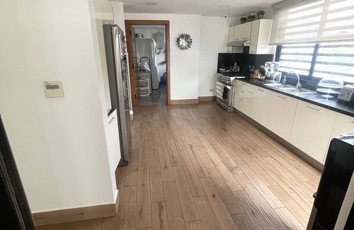 La Arboleda Apartamento | HERMOSO APT EN MEDIO DE LA CIUDAD