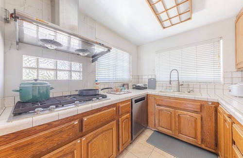 Mayflower Village Casa | Beautiful Arcadia 3B&2B Home With New Bathroom