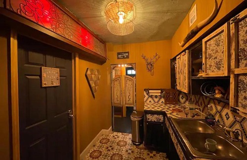 Midtown Casa | BEAUTIFUL ART VILLA at EXCLUSIVE BOHO HOUSE BAR