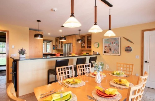 North Truro Casa | Beautiful backyard, pool, deeded beach rights!