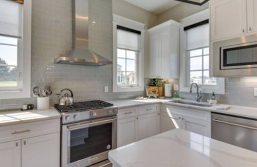Cape Charles Casa | Beautiful Bay Creek home in Bayside Community, 3 minute walk to the beach!