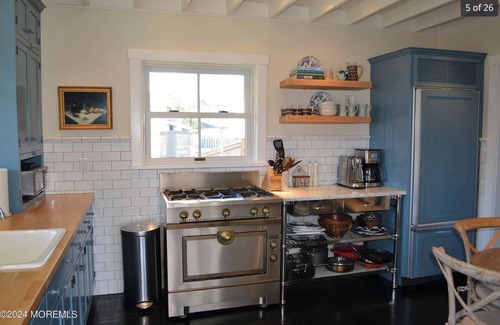 Avon Casa | Beautiful Bay Head Rental, 3 Blocks from the Beach!