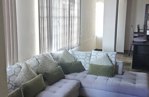 Bucerías Condominio | Beautiful Bay Views, close to Town Center, Dining and Beach