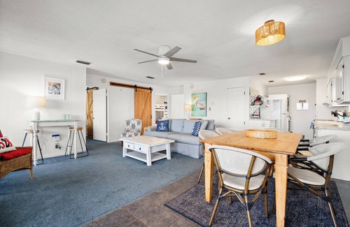 Royal Lagoons Casa | Beautiful Bayfront home that your family will love!