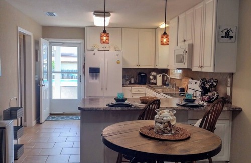 Holiday Beach Casa | Beautiful Beach house by boat ramp, Boat Parking ,POOL , large home & Garage