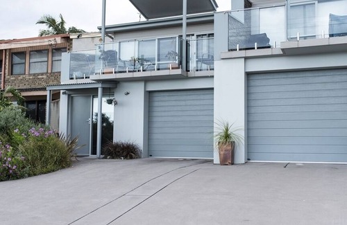 Batehaven Villa | Caseys Beach Retreat