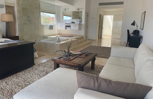 La Ribera Villa | Amaizing Beachfront Property