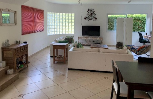 Mococa Casa | Beautiful Beach House Closed Cond+Heated Pool