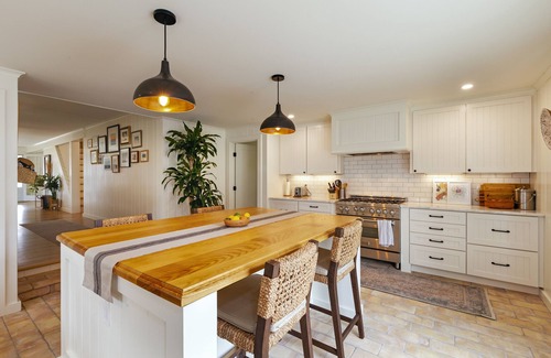 Madison Casa | Beautiful Beach Home and Garden Paradise