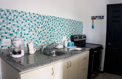 Canton Quepos Casa | BELLA CASA DE PLAYA CON WIFI GRATIS