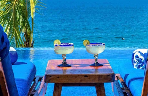 El Caloso Villa | Beautiful BeachFront luxury villa Puerto Vallarta - Mexico