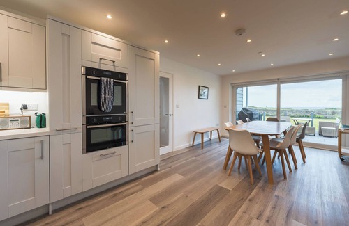 Nefyn Casa | Beautiful beach side homes sleeping 8 guests