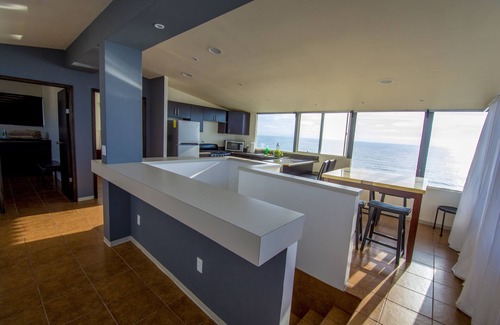 Costa Apartamento | Hermosa vista a la playa - 2 BDR Apt