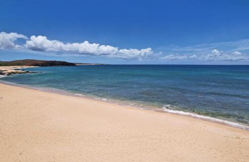Maunaloa Casa | Beautiful Beachfront Townhouse 3bdrm 2bth with outside day bed OR overflow bedroom