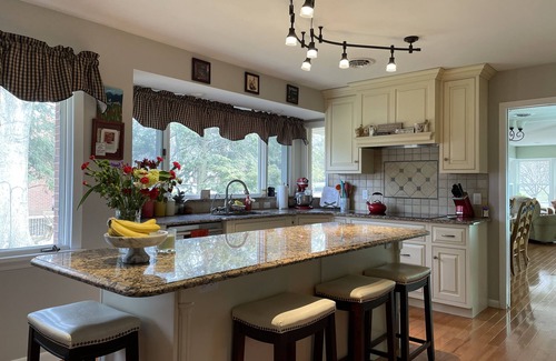 State College Casa | Beautiful & Beloved Home Minutes from Penn State. Private & quiet neighborhood.