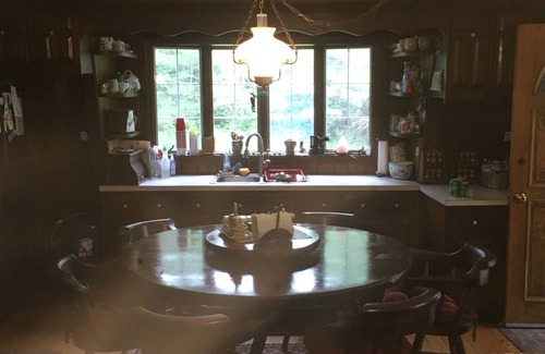 Sandisfield Casa | Beautiful Berkshire classic home nestled in a quiet peaceful area