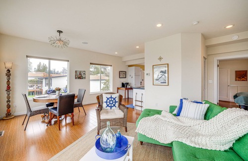 Birch Bay Casa | Beautiful Birch Bay Retreat w/ Deck & Fire Pit!