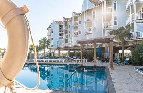 Galveston Casa | Beautiful Blue Heron Sleeps 6 Great Views
