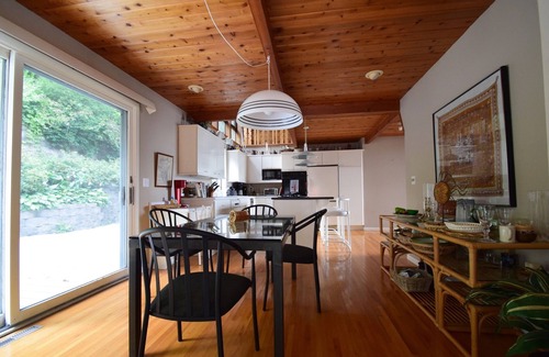 Luck Casa | Beautiful Bone Lake A-Frame