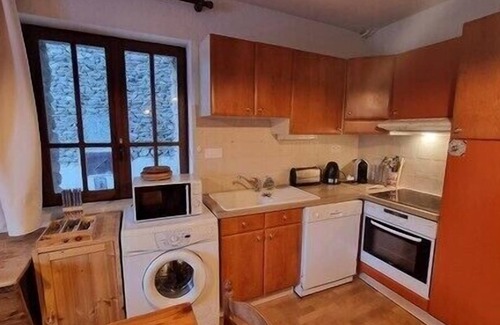 Molines-en-Queyras Apartamento | Beautiful, bright apartment in the heart of Molines