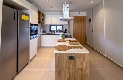 El Cortecito Apartamento | Beautiful Brand new Beach Condo w Picuzzi