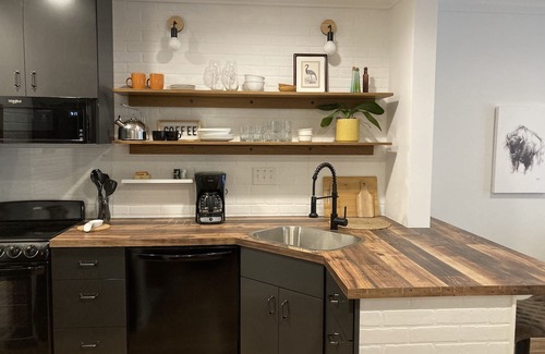 Daphne Condominio | Beautiful Brand-New Interior