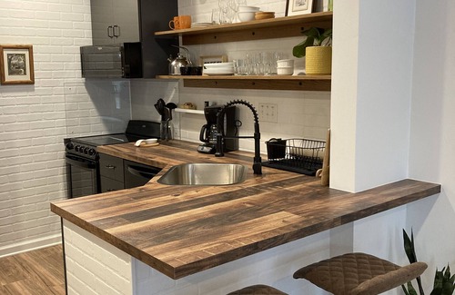Daphne Condominio | Beautiful Brand-New Interior