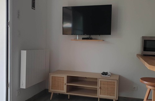 Le Teich Apartamento | BEAUTIFUL BRAND-NEW STUDIO APARTMENT