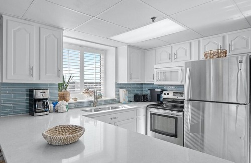 Litchfield by the Sea Hotel | Beautiful Bridgewater Oceanfront 2 Bedroom Suite