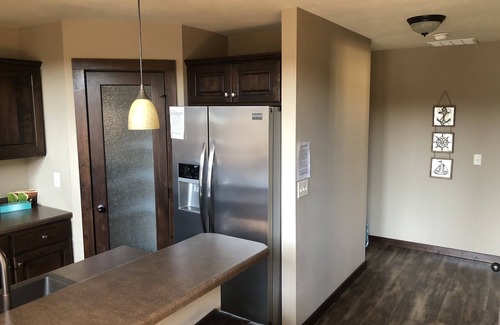 Arnolds Park Cabina | Beautiful Bridges Bay Cabin w 3BD + Loft, 2.5Bath, 1717 sq ft, 6 daily waterpark