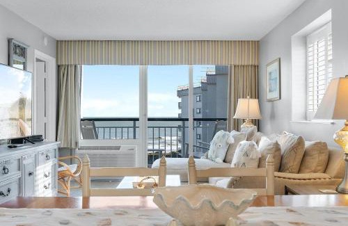 Litchfield by the Sea Casa | Beautiful Bridgewater Oceanfront 2 Bedroom Suite