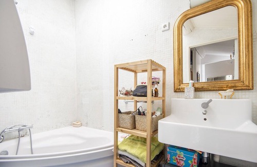 Notre-Dame du Mont Apartamento | Beautiful Bright Apt With Terrace
